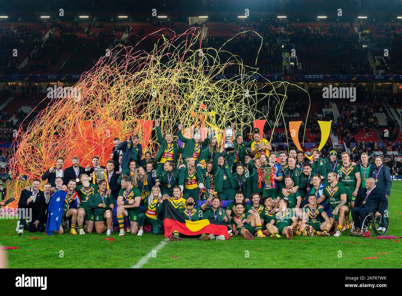 Manchester, UK. 18th Nov, 2022. The Australian Men's, Australian's Women's and English Wheelchair 2021 Rugby League World Cup winning teams after the 2021 Rugby League World Cup Final 2021 match between Australia and Samoa at Old Trafford, Manchester, England on 19 November 2022. Photo by David Horn. Credit: PRiME Media Images/Alamy Live News Stock Photo