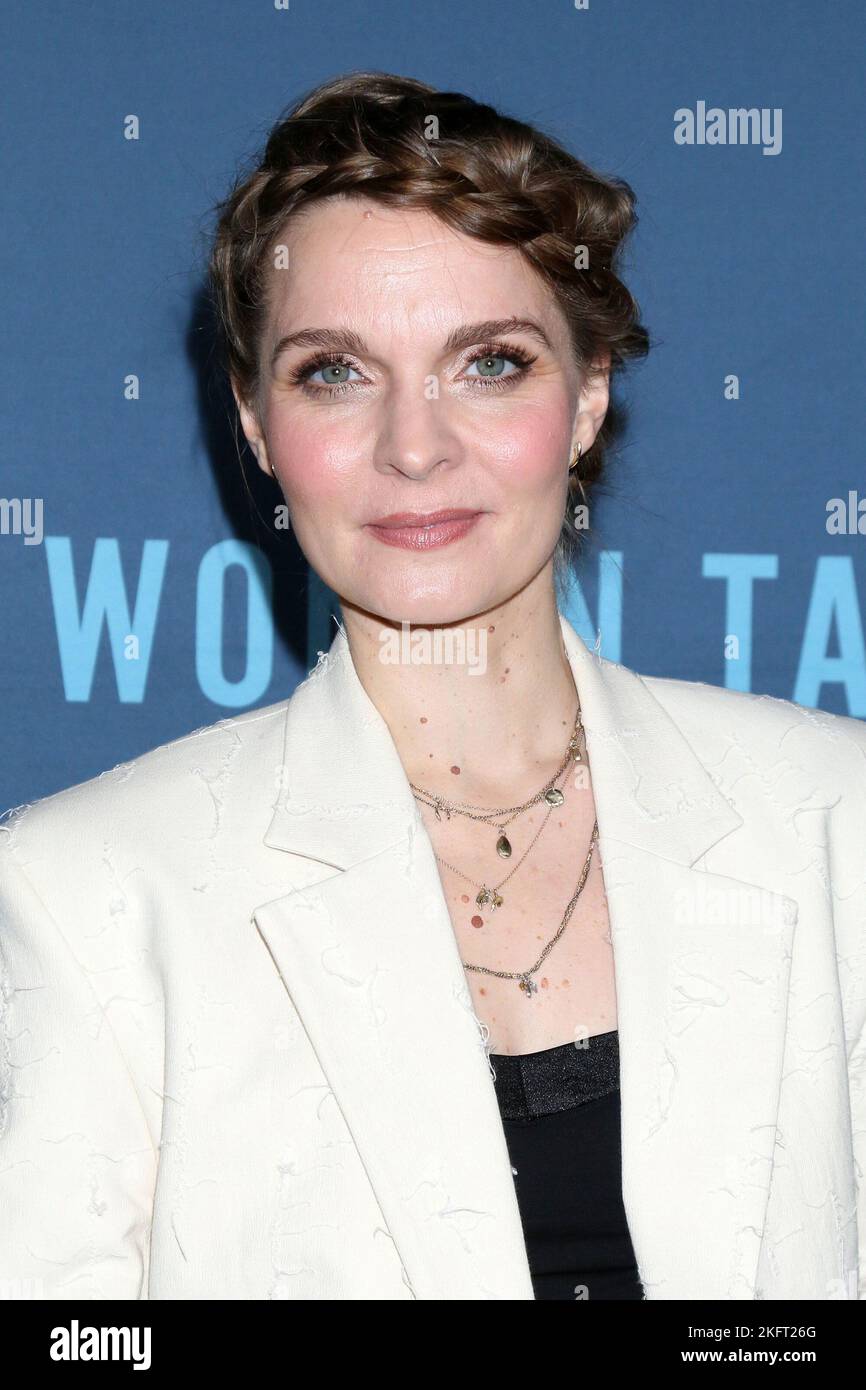 LOS ANGELES - NOV 17: Hildur Guonadottir at the Women Talking Premiere