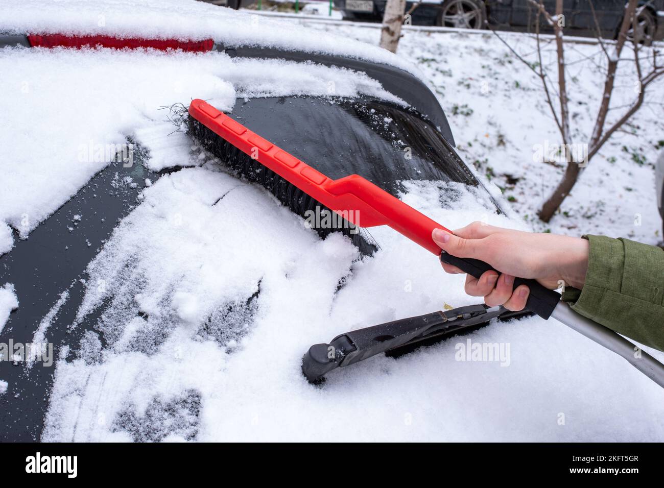 Ice scraper hi-res stock photography and images - Alamy