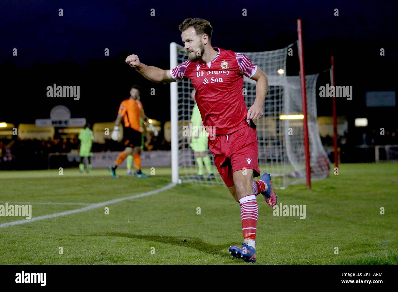 Danny Green of Hornchurch scores the second goal for his team and celebrates during Hornchurch vs Wingate & Finchley, Pitching In Isthmian League Prem Stock Photo