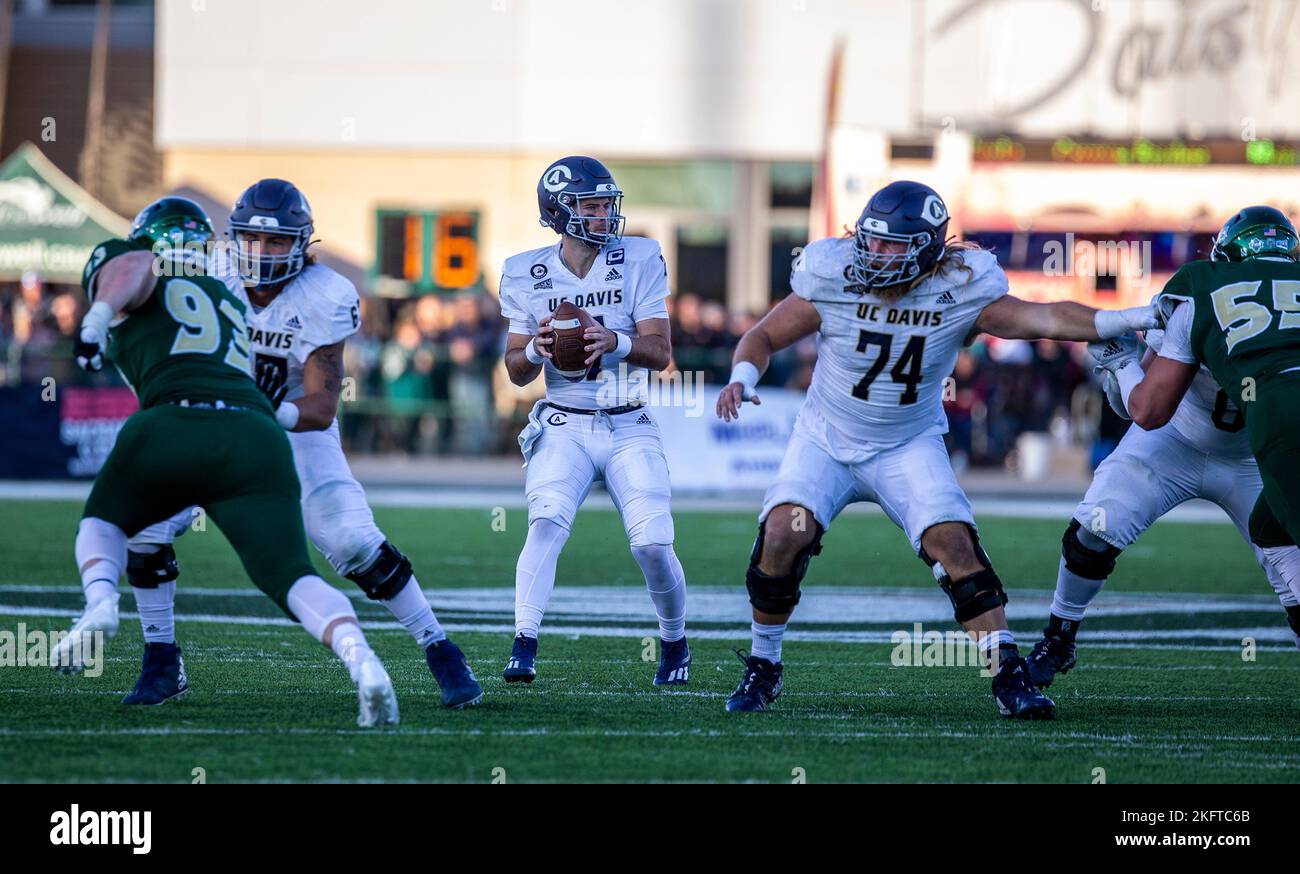 November 19 2022 Sacramento CA, U.S.A. UC Davis quarterback Miles