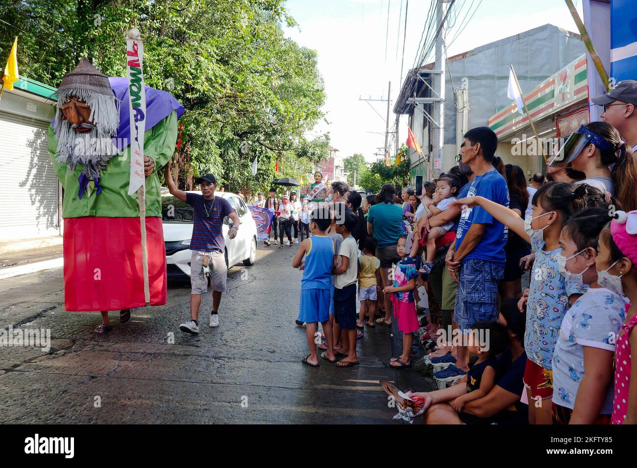 Angono, Rizal, Philippines. 20th Nov, 2022. The parade of the giant