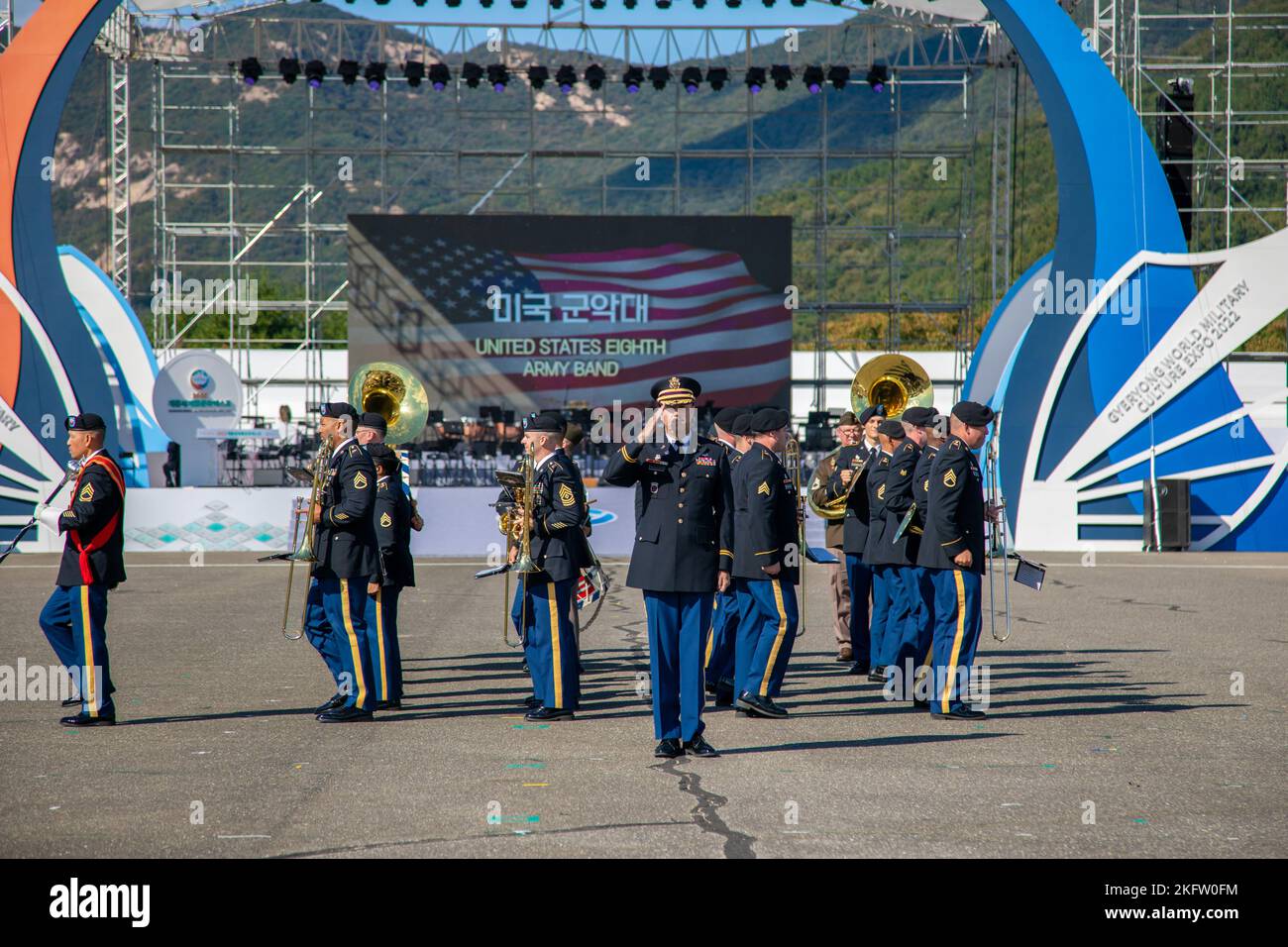 The Eighth Army Band performs at the Gyeryong World Military Culture Expo in Gyeryong, South Korea, Oct. 8. Eighth Army Soldiers, civilians and family members were invited to the expo’s family day. The exposition features static displays of ROK military equipment from all branches along with Eighth Army military vehicles. The Gyeryong World Military Culture Expo is aimed at exhibiting various aspects relating to military culture and to serve as an educational forum. The expo runs through Oct. 23. (U.S. Army photos by Pfc. Lee, Hee Won and Pfc. Park, Joon Hyeok) Stock Photo