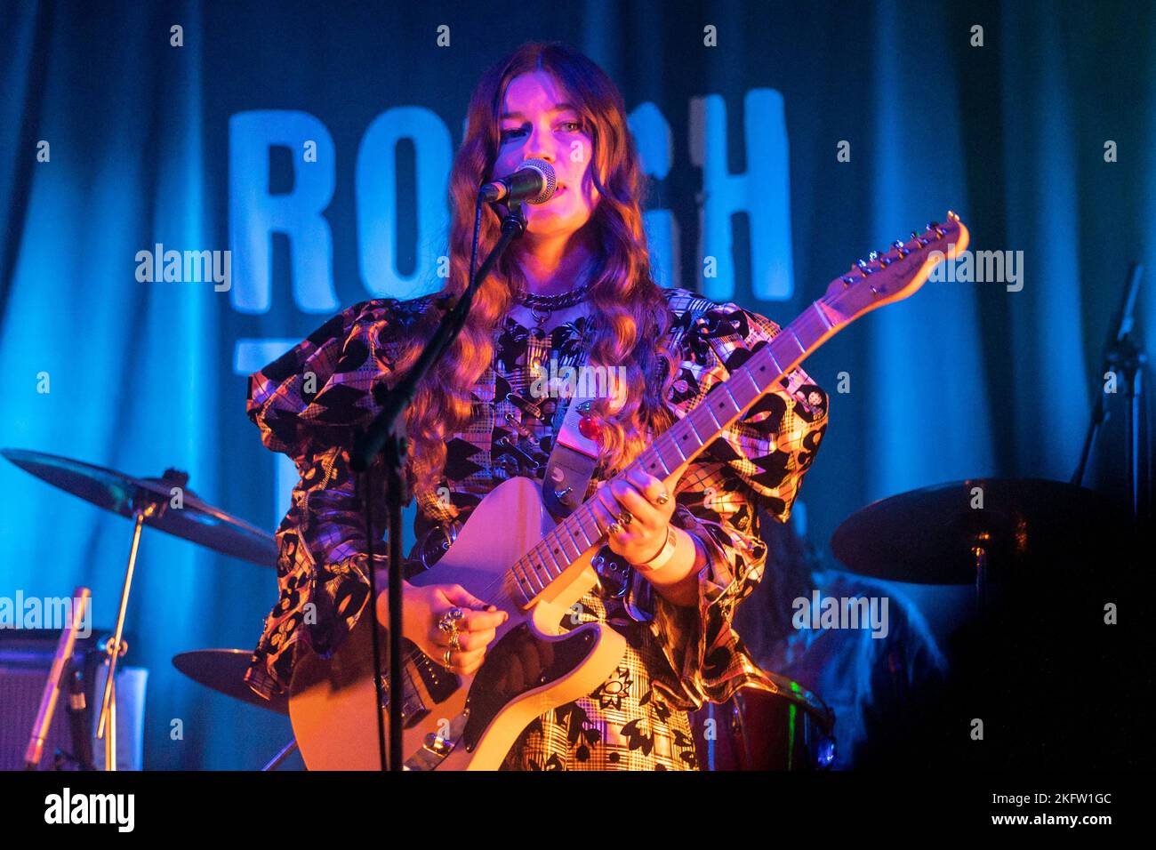 WET LEG Rhian Teasdale Performing Live With Wet Leg In London In April  Stock Photo Alamysexiezpix Web Porn