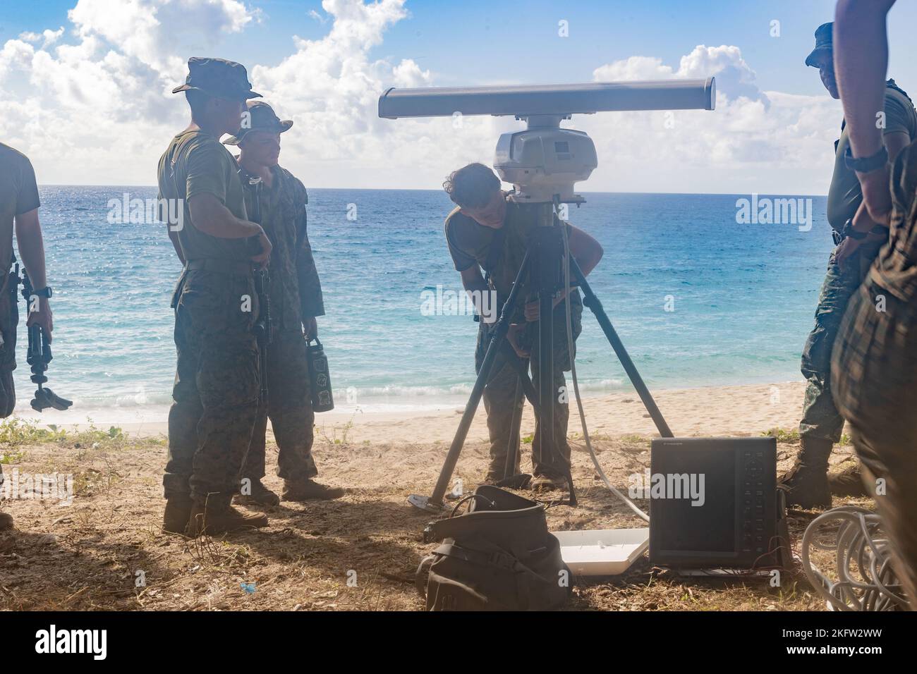 Reconnaissance Ph U.S. Marines with Maritime Raid Force, 31st Marine Expeditionary Unit ...