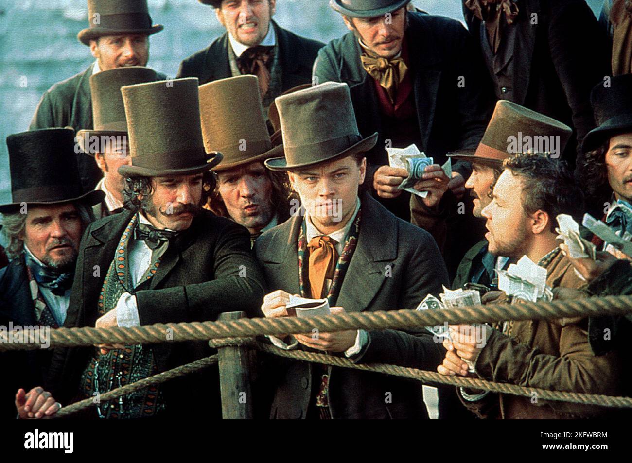 DANIEL DAY-LEWIS, LEONARDO DICAPRIO, GANGS OF NEW YORK, 2002 Stock Photo