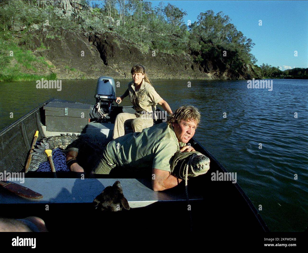 TERRI IRWIN STEVE IRWIN THE CROCODILE HUNTER: COLLISION COURSE 2002