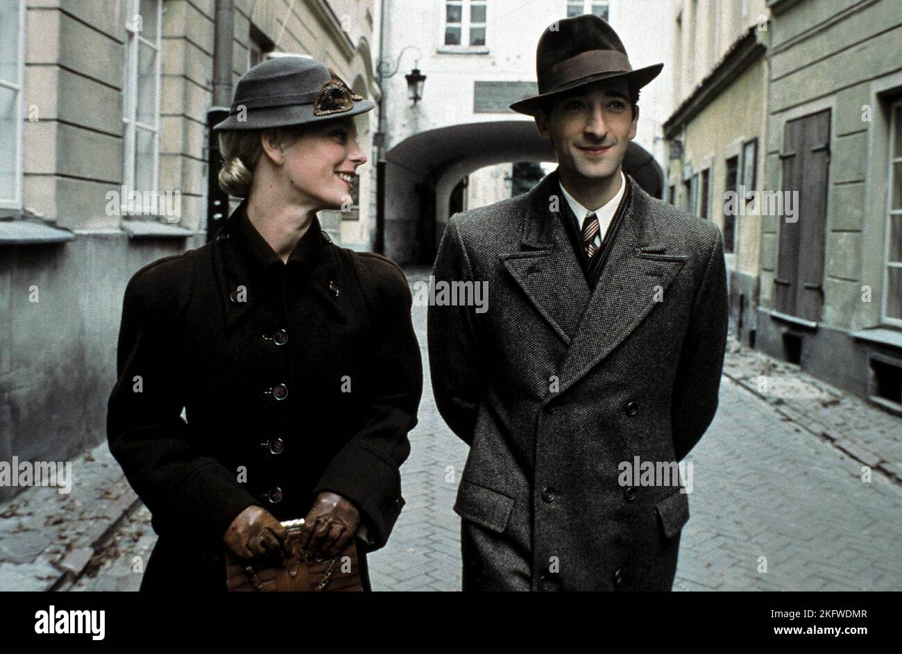 EMILIA FOX ADRIEN BRODY THE PIANIST 2002 Stock Photo Alamy EMILIA FOX ADRIEN BRODY THE PIANIST 2002 Stock Photo Alamy