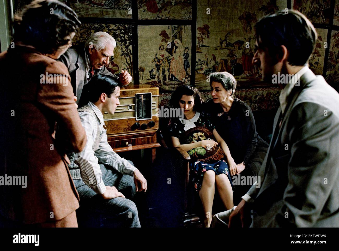 FRANK FINLAY, ED STOPPARD, JESSICA KATE MEYER, MAUREEN LIPMAN, ADRIEN BRODY, THE PIANIST, 2002 Stock Photo