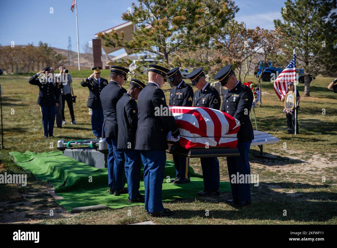 The Utah National Guard Honor Guard conducts Funeral Honors for the