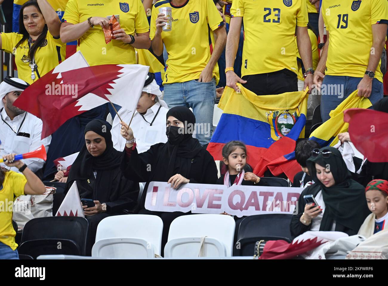 Doha, Katar. 20th Nov, 2022. Women, girls, Qatari fans, football fans