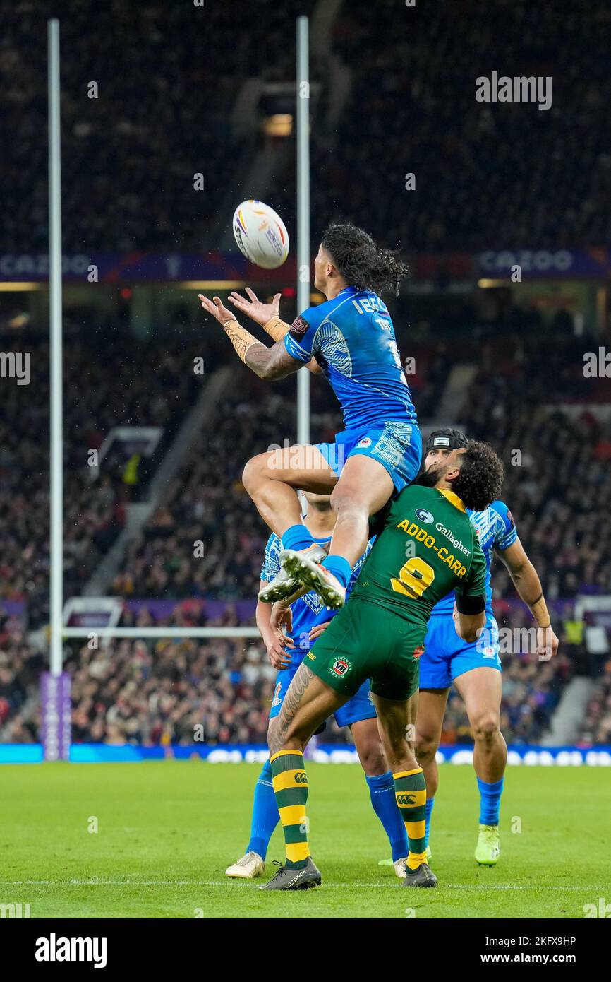 Manchester, UK. 18th Nov, 2022. Brian To'o of Samoa (5) attempts to collect a high ball during the 2021 Rugby League World Cup Final 2021 match between Australia and Samoa at Old Trafford, Manchester, England on 19 November 2022. Photo by David Horn. Credit: PRiME Media Images/Alamy Live News Stock Photo