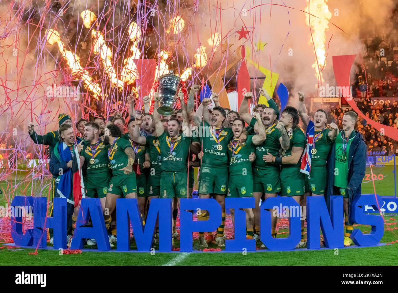 Manchester, UK. 18th Nov, 2022. The Australian team lift the trophy after winning the 2021 Rugby League World Cup Final 2021 match between Australia and Samoa at Old Trafford, Manchester, England on 19 November 2022. Photo by David Horn. Credit: PRiME Media Images/Alamy Live News Stock Photo