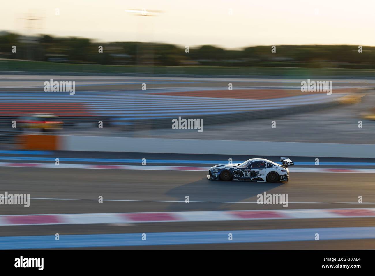 Spark SF112 1/43 PORSCHE 997 GT3 R SPARKY #94 WINNER 24 HEURES DU