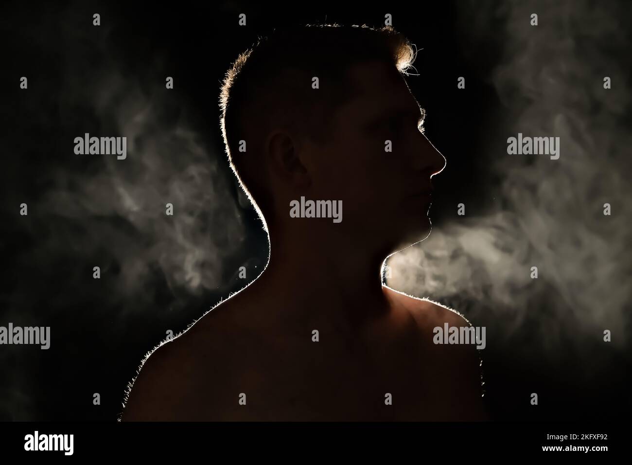 Film noir silhouette hi-res stock photography and images - Alamy