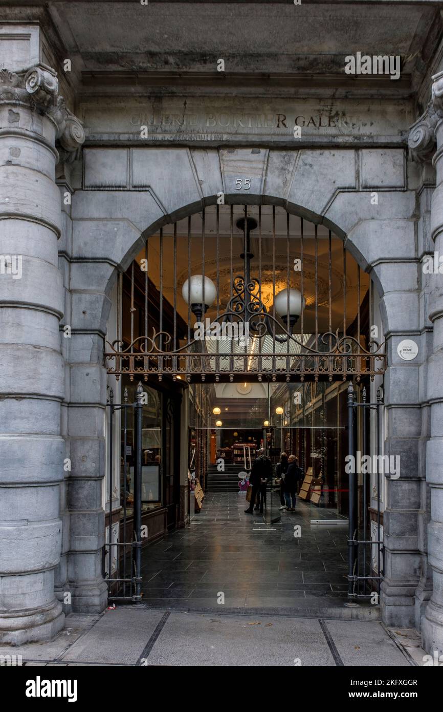 Guide de magasin hires stock photography and images Alamy