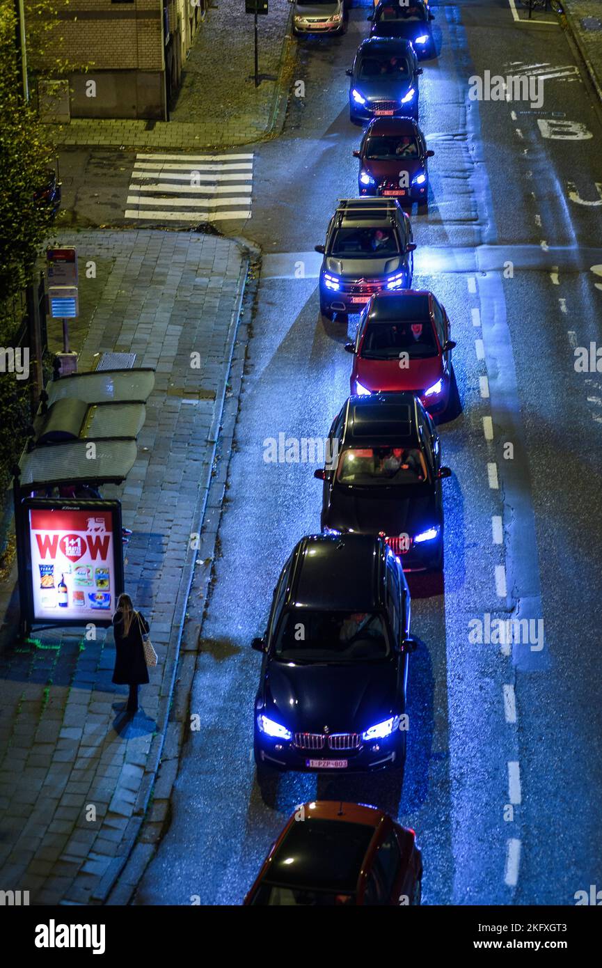 Voies alternatives hires stock photography and images Alamy