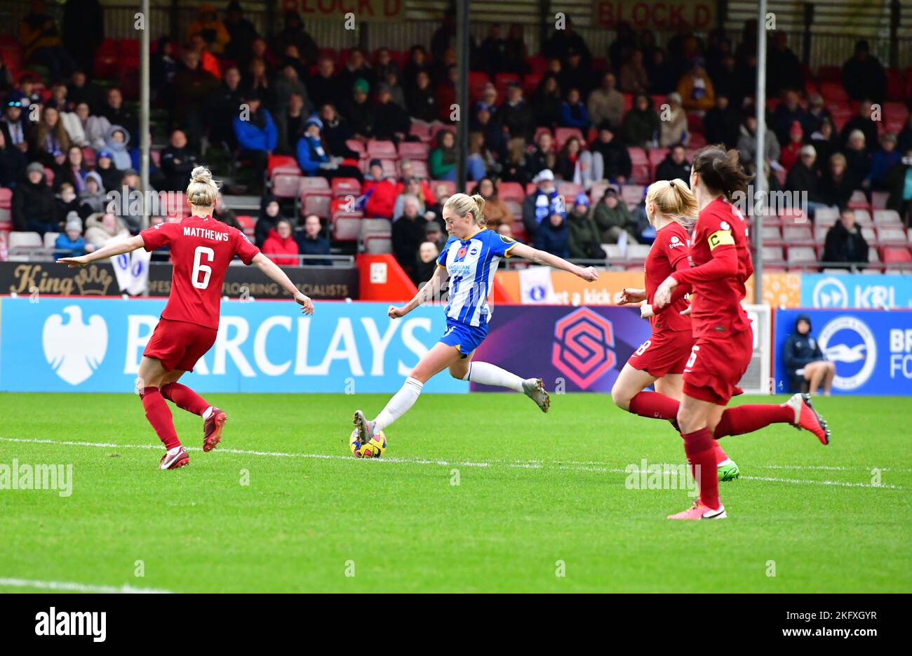 Crawley, UK. 20th Nov, 2022. Megan Connolly of Brighton and Hove Albion about to cross the ball during the FA Women's Super League match between Brighton & Hove Albion Women and Liverpool Women at The People's Pension Stadium on November 20th 2022 in Crawley, United Kingdom. (Photo by Jeff Mood/phcimages.com) Credit: PHC Images/Alamy Live News Stock Photo