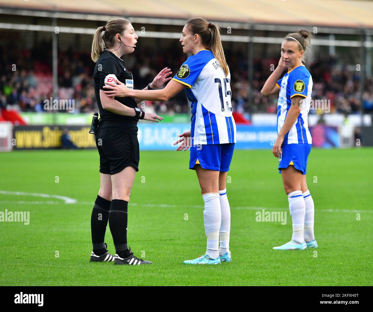 Crawley, UK. 20th Nov, 2022. Kayleigh Green of Brighton and Hove Albion speaking to the referee during the FA Women's Super League match between Brighton & Hove Albion Women and Liverpool Women at The People's Pension Stadium on November 20th 2022 in Crawley, United Kingdom. (Photo by Jeff Mood/phcimages.com) Credit: PHC Images/Alamy Live News Stock Photo