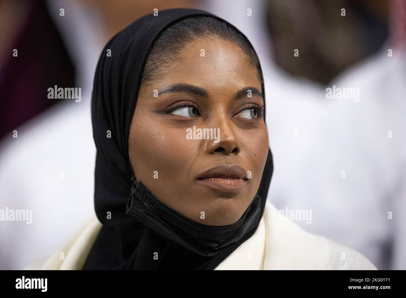 Doha, Qatar. 20th Nov, 2022. or 20.11.2022 Weiblicher Katar Fan Qatar