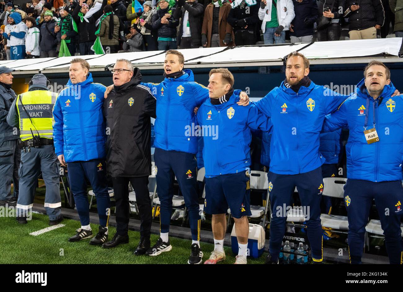 Malmoe, Sweden. 19th, November 2022. Head coach Janne Andersson of Sweden seen with his staff during the national anthem before football friendly between Sweden and Algeria at Eleda Stadion in Malmoe. (Photo credit: Gonzales Photo - Joe Miller). Stock Photo
