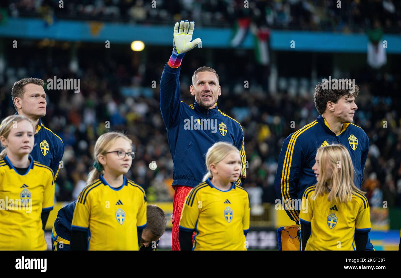 Malmoe, Sweden. 19th, November 2022. Goalkeeper Robin Olsen (1) of Sweden seen during the football friendly between Sweden and Algeria at Eleda Stadion in Malmoe. (Photo credit: Gonzales Photo - Joe Miller). Stock Photo