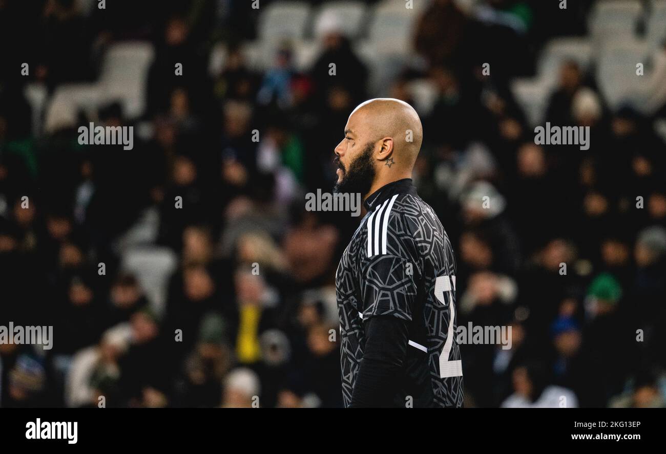 Malmoe, Sweden. 19th, November 2022. Goalkeeper Raïs M'Bohli (23) of Algeria seen during the football friendly between Sweden and Algeria at Eleda Stadion in Malmoe. (Photo credit: Gonzales Photo - Joe Miller). Stock Photo