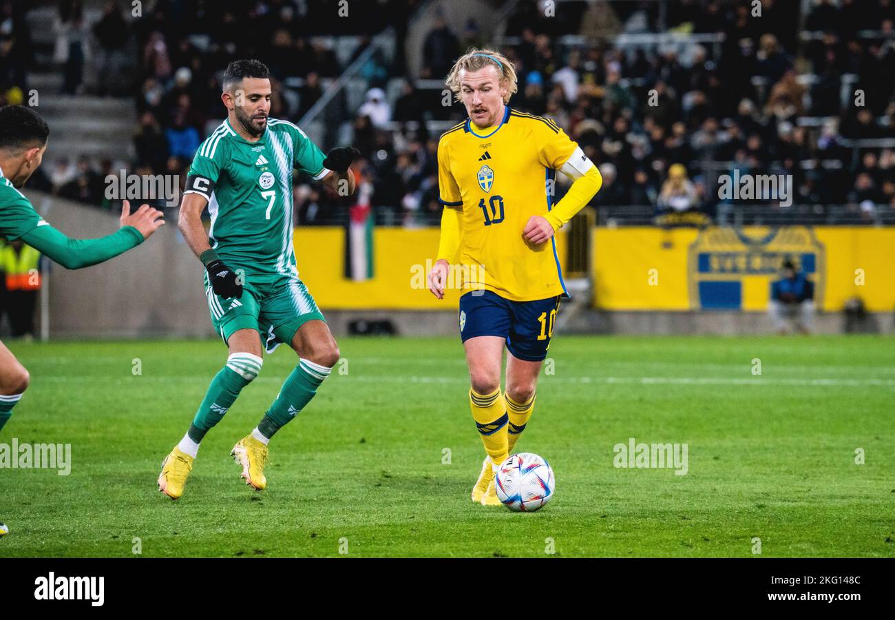 Malmoe, Sweden. 19th, November 2022. Emil Forsberg (10) of Sweden and Riyad Mahrez (7) of Algeria seen during the football friendly between Sweden and Algeria at Eleda Stadion in Malmoe. (Photo credit: Gonzales Photo - Joe Miller). Stock Photo