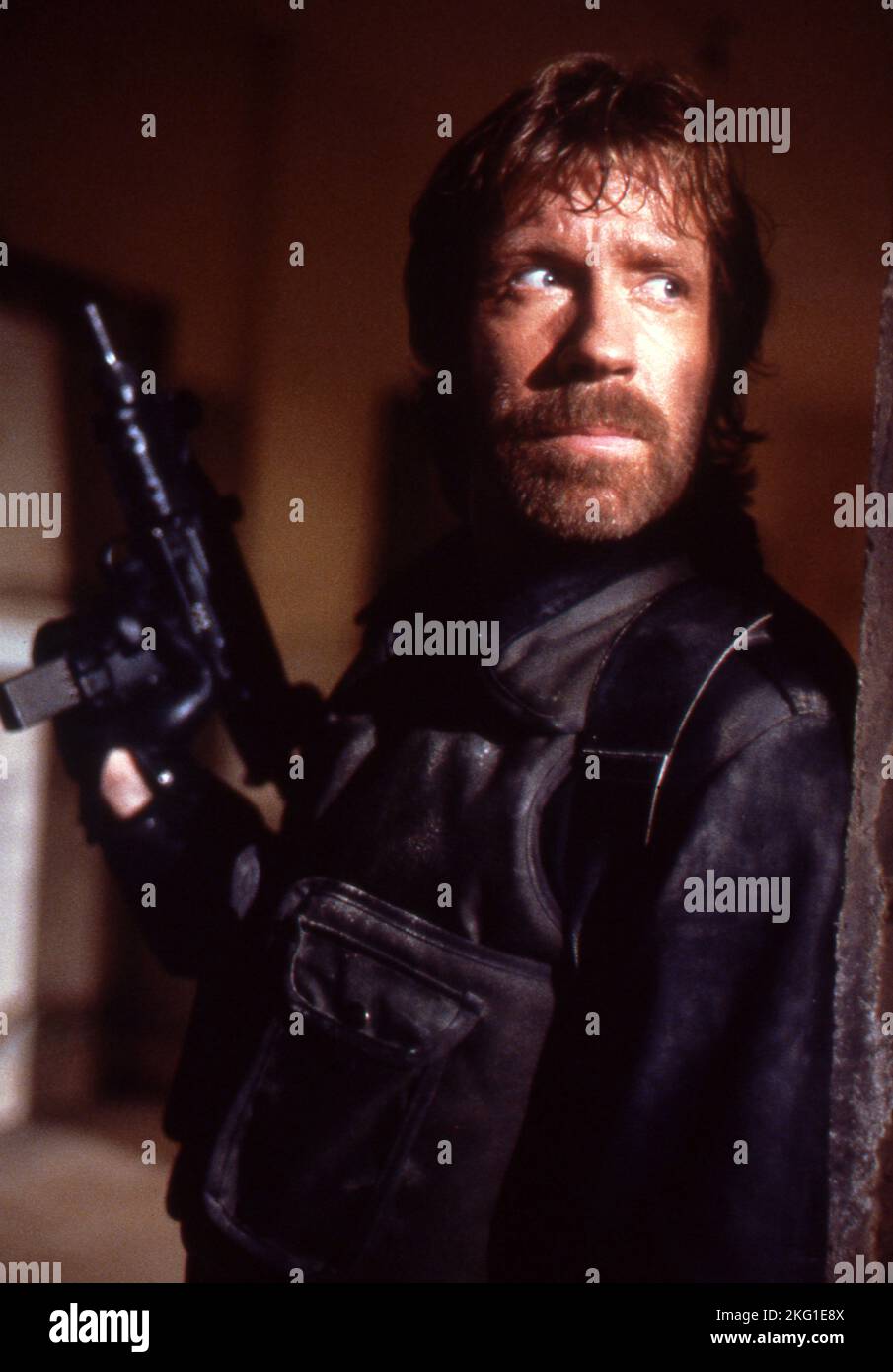 CHUCK NORRIS in THE DELTA FORCE (1986), directed by MENAHEM GOLAN. Credit: CANNON FILMS / Album Stock Photo