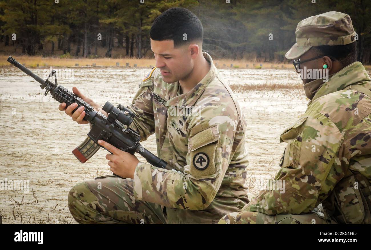 New Jersey Army National Guard Soldiers, with 1114th Infantry Regiment, 44th Infantry Brigade