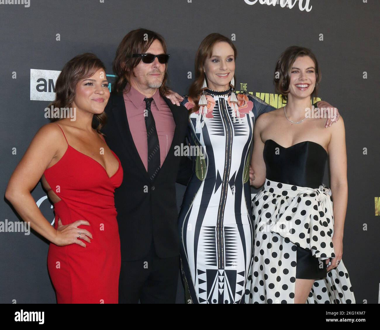 LOS ANGELES - NOV 20: Paola Lazaro, Norman Reedus, Sarah Wayne Callies,  Lauren Cohan at The Walking Dead Finale at Orpheum Theatre on November 20,  2022 in Los Angeles, CA Stock Photo - Alamy, image size:1300x1130