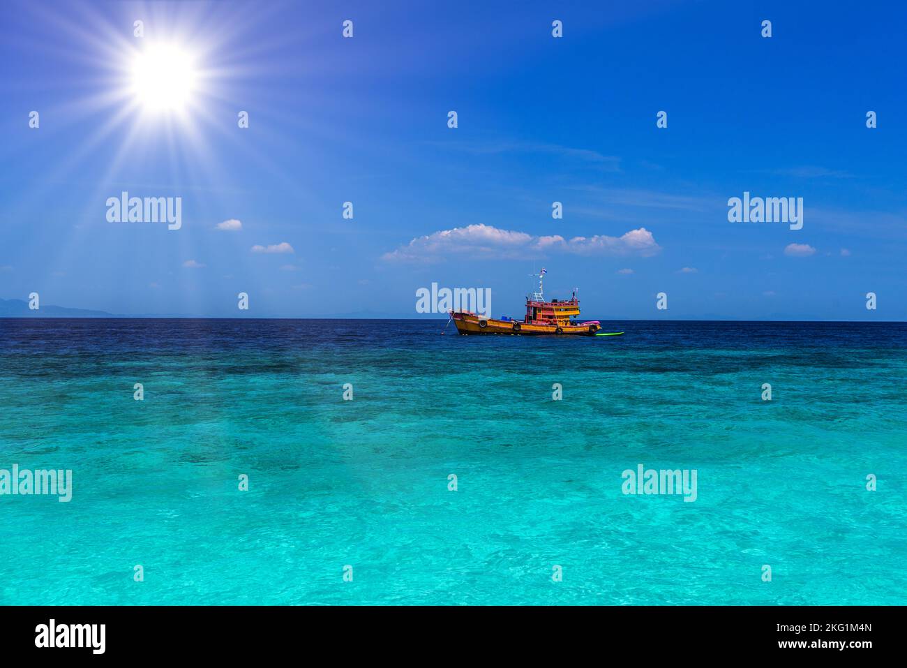 loh moo dee beach phi phi