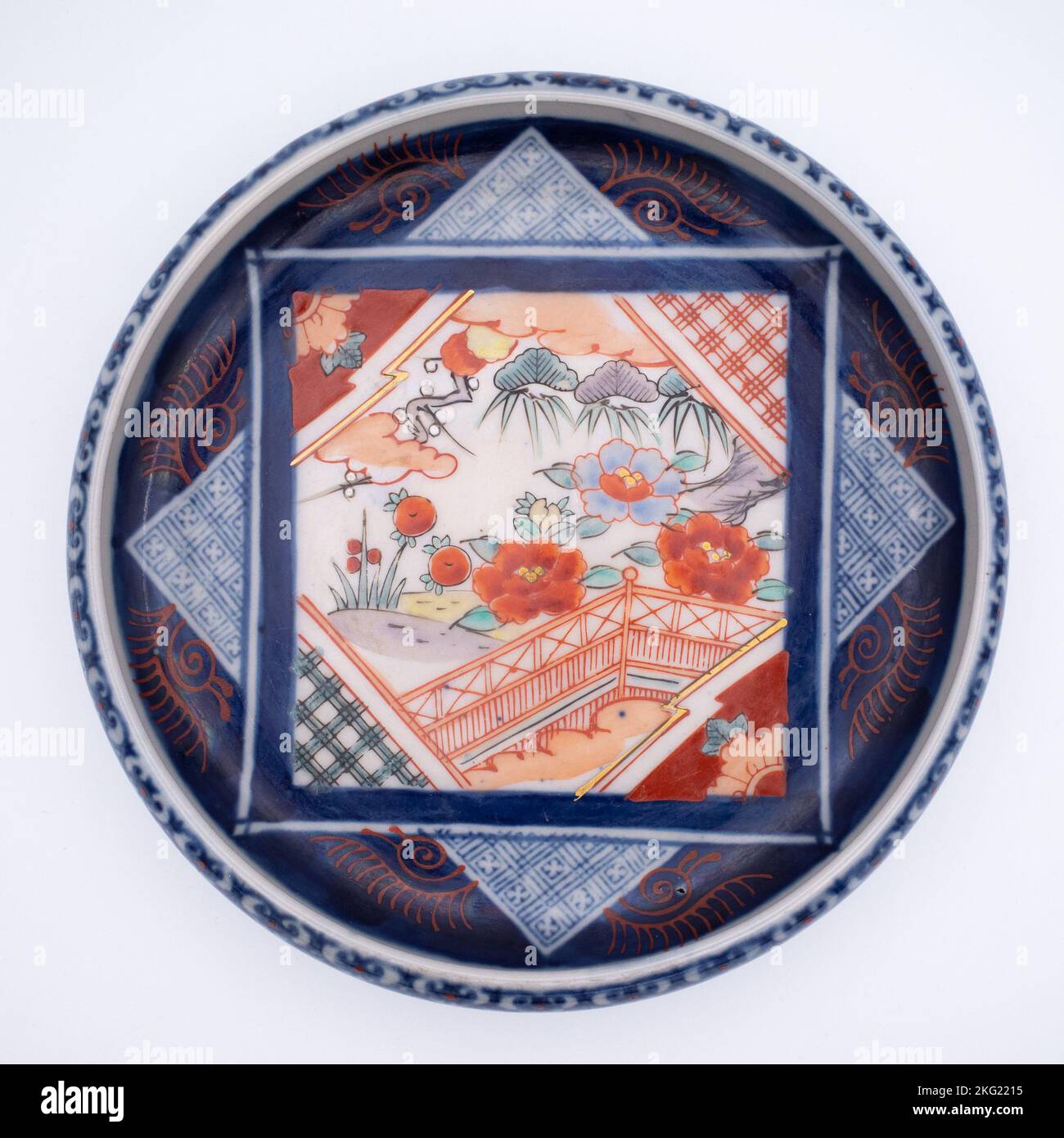 Antique Japanese Arita Imari Porcelain Brush Washer Bowl. Diameter 21.5 cm Stock Photo