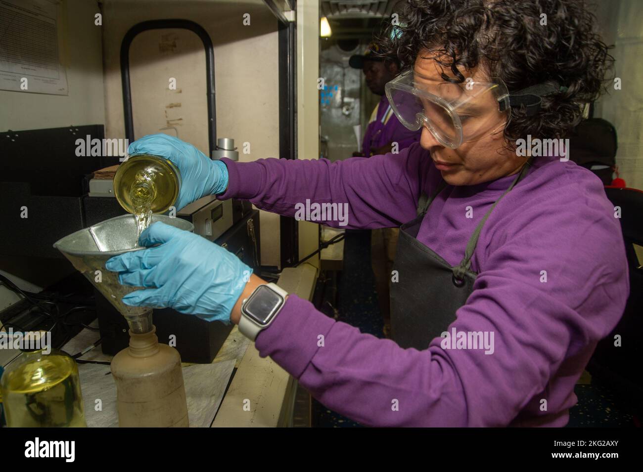 221025NYX8442006 PHILIPPINE SEA (Oct. 25, 2022) Aviation Boatswain’s