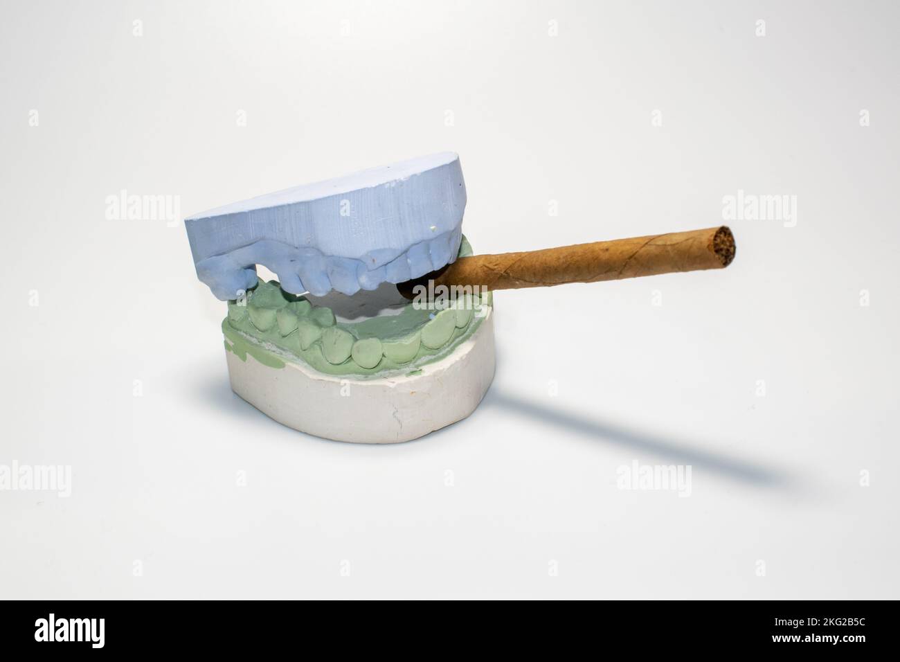 The harmful effects of smoking cigarettes, the harm of nicotine on