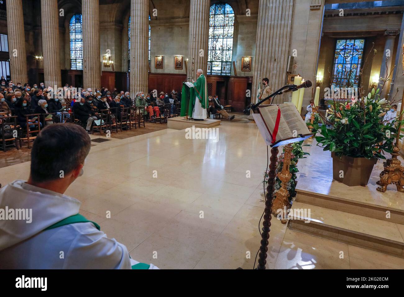 Sunday mass in Saint Philippe du Roule catholic church, Paris Stock