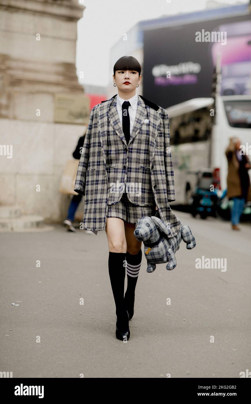Street style, Kozue Akimoto arriving at Thom Browne Spring Summer 2023