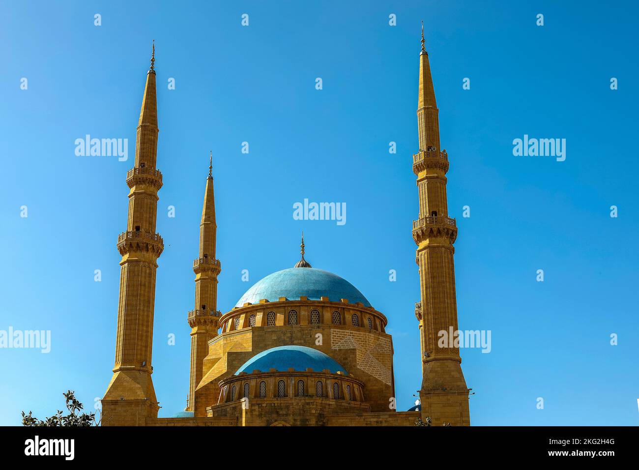 Mohammed al-Amine sunni mosque, Beirut, Lebanon Stock Photo - Alamy