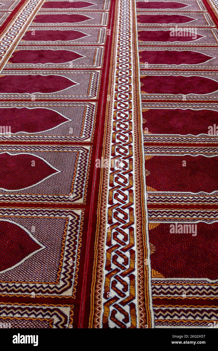 Emir Munzer mosque carpet, Beirut, Lebanon Stock Photo Alamy