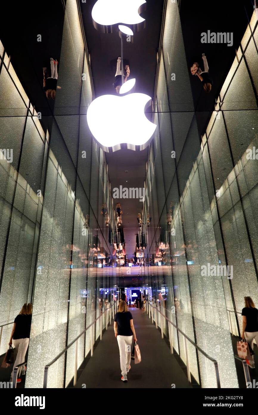 Apple store in Yas Mall in Abu Dhabi, Abu Dhabi. United Arab Emirates
