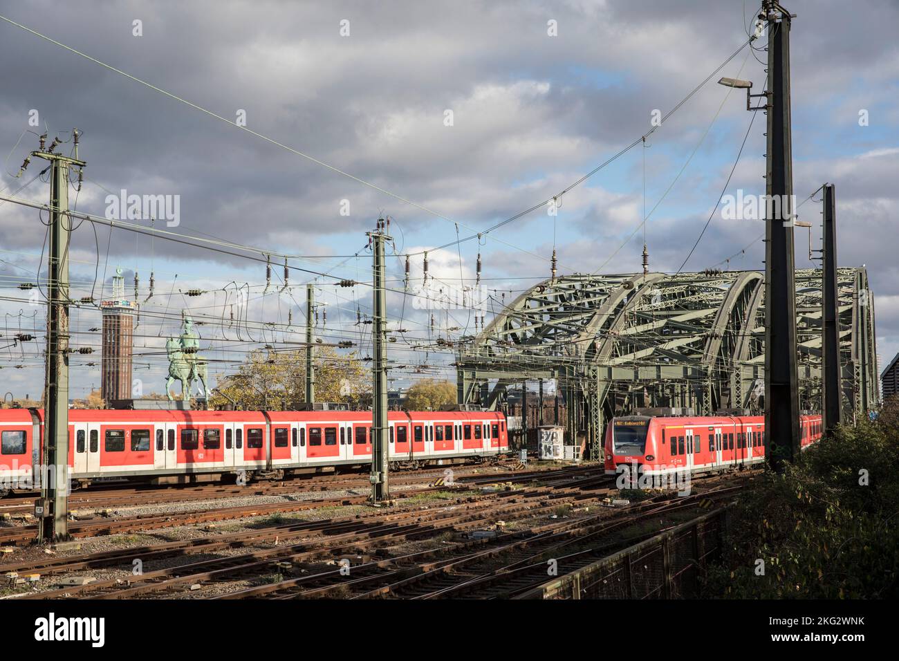 Nahverkehrszuege hi-res stock photography and images - Alamy