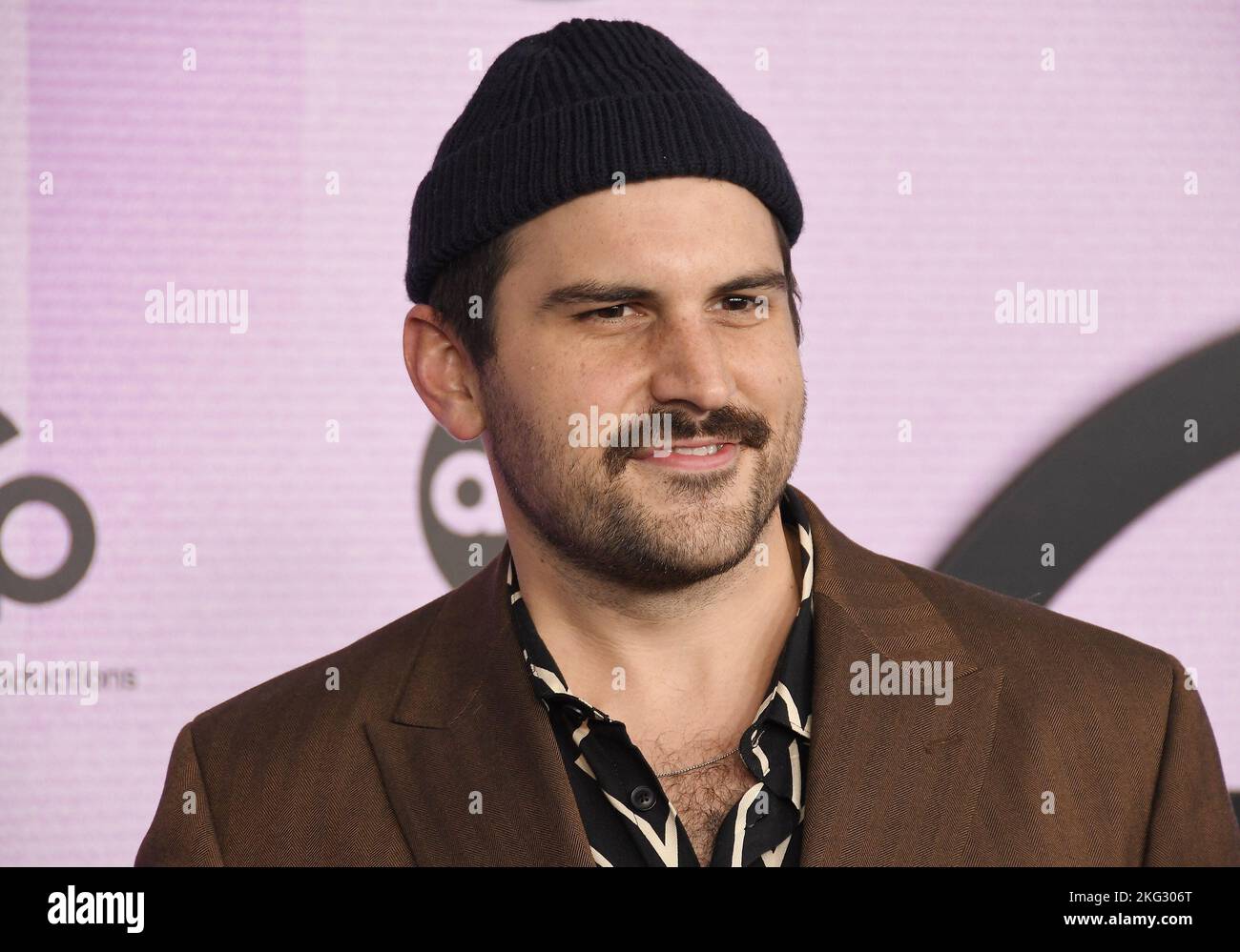 Rod Thill arrives at the 2022 American Music Awards held at the