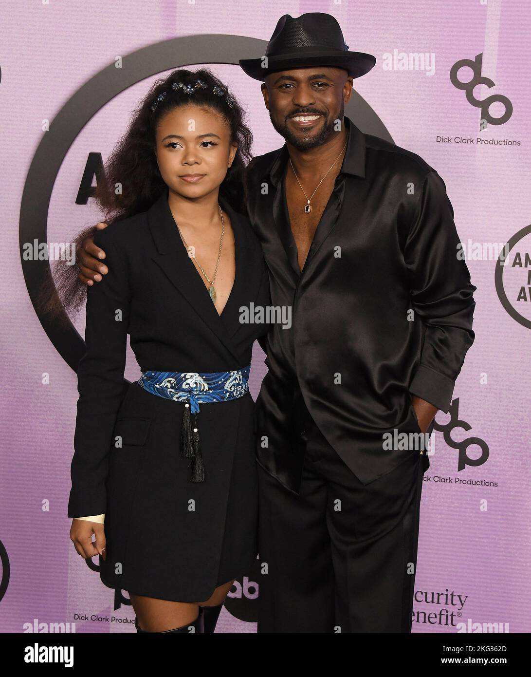 (L-R) Maile Masako Brady and Wayne Brady arrives at the 2022 American
