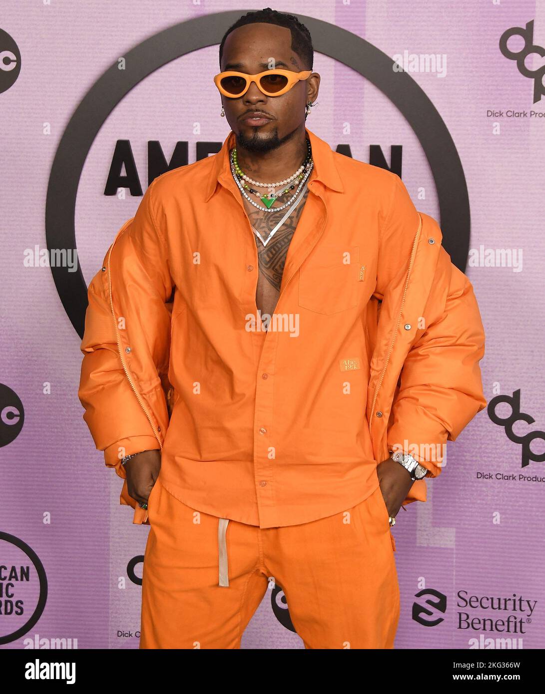 London On Da Track arrives at the 2022 American Music Awards held at