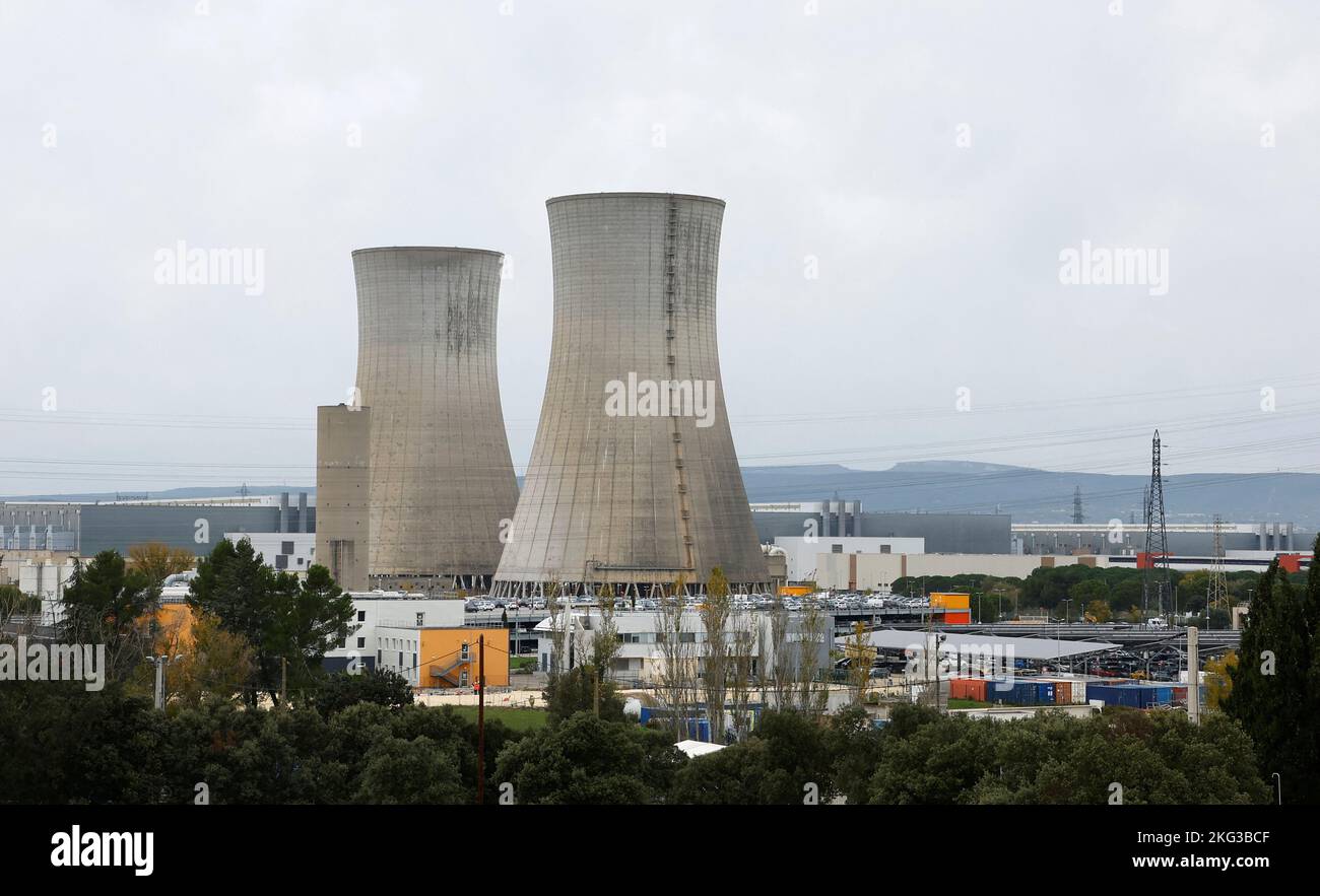 A general view shows the cooling towers of the Tricastin nuclear power plant site in Saint-Paul-Trois-Chateaux, France, November 21, 2022.    REUTERS/Eric Gaillard Stock Photo