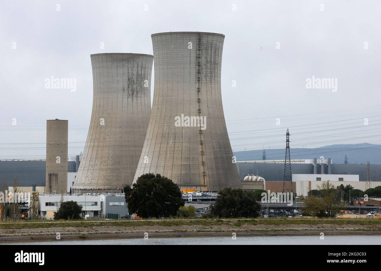 A general view shows the cooling towers of the Tricastin nuclear power plant site in Saint-Paul-Trois-Chateaux, France, November 21, 2022.    REUTERS/Eric Gaillard Stock Photo