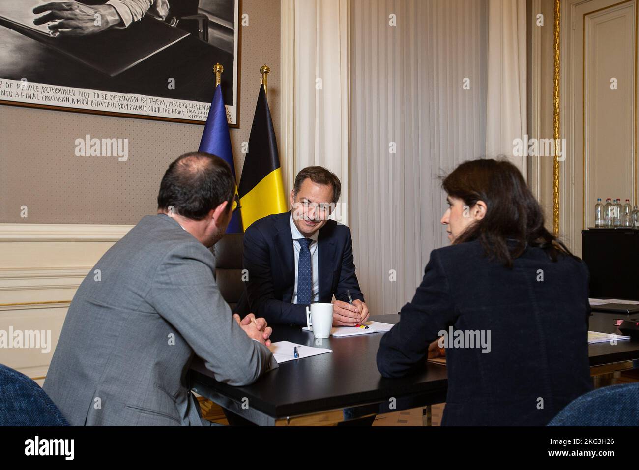 Justice Minister Vincent Van Quickenborne, Prime Minister Alexander De Croo and new State Secretary for Budget Alexia Bertrand pictured during a meeting between the new State Secretary for Budget, the Prime Minister and Minister of Justice, at the offices of the Prime Minister, in Brussels, Monday 21 November 2022. Following the resignation of De Bleeker (Open VLD) due to budget errors, Bertrand was sworn in as Belgium's new Secretary of State for Budget and Consumer Protection on Friday. The 43-year-old Bertrand is the daughter of Luc Bertrand, CEO of the holding company Ackermans & van Haare Stock Photo