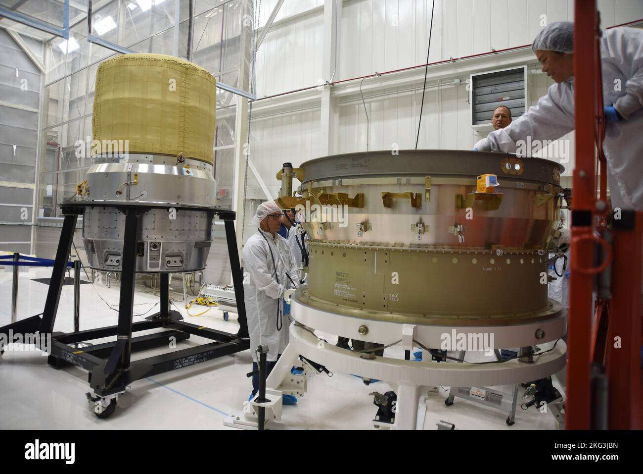LOFTID Spacecraft Lift & Mate RV to RVPAIR/PLA. Technicians prepare the Low-Earth Orbit Flight Test of an Inflatable Decelerator (LOFTID) re-entry payload adapter interface ring for mating to the re-entry vehicle as part of launch preparations occurring inside Building 836 at Vandenberg Space Force Base (VSFB) in California on Sept. 7, 2022. LOFTID is the secondary payload on NASA and the National Oceanic and Atmospheric Administration’s (NOAA) Joint Polar Satellite System-2 (JPSS-2) satellite mission. JPSS-2 is the third satellite in the Joint Polar Satellite System series. It is scheduled to Stock Photo