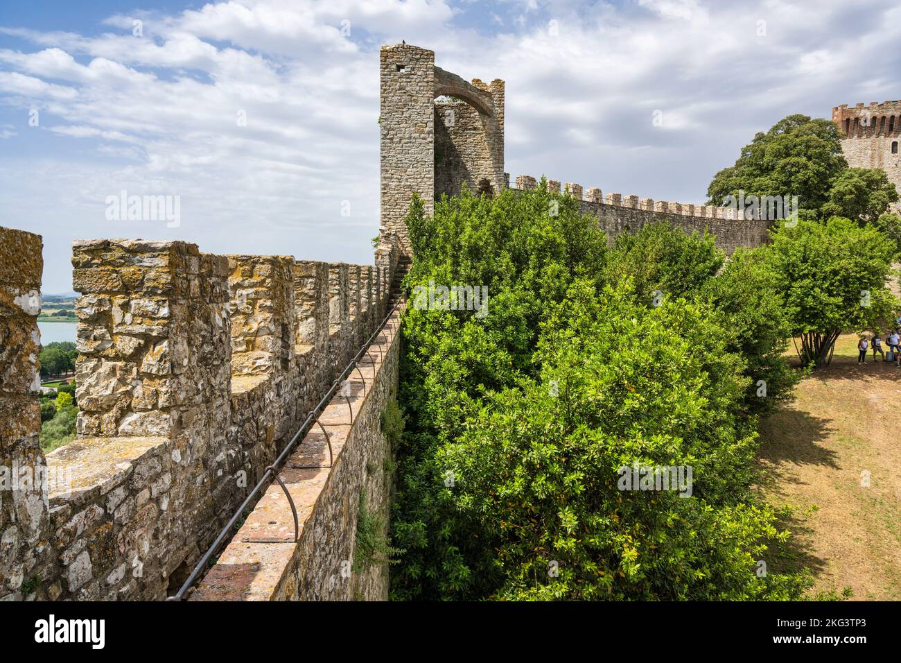 View along walkway on walls of Rocca del Leone (Fortress of the Lion) in historic old town of Castiglione del Lago, Province of Perugia, Umbria, Italy Stock Photo