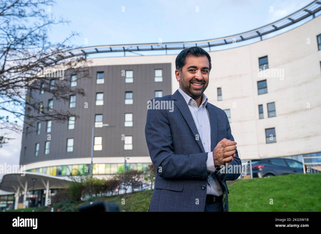 Health Secretary Humza Yousaf during a visit to the Rapid Cancer Diagnostic Service (RCDS) at